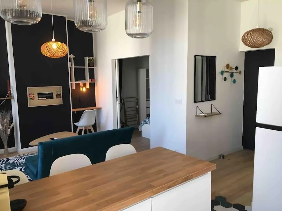 Hyper Centre Clim T2 Neuf - Old Port 1.5Km Apartment Marseille 0*,  France