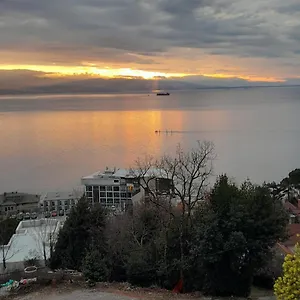 apartment-ana-opatija.in-istria.net/